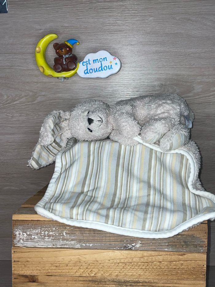 GLL20 doudou 🐰 lapin la galleria