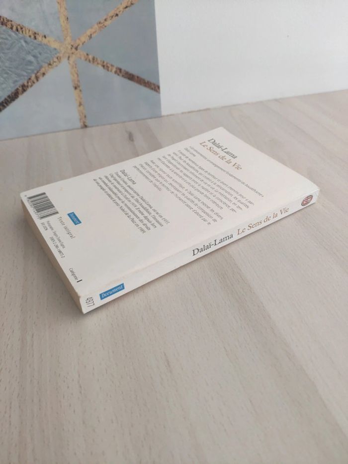 Livre poche le sens de la vie réincarnation et liberté Dalaï lama - photo numéro 3