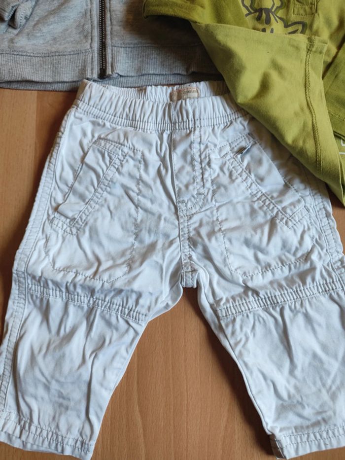 Lot ensemble pantalon t-shirt manches longues sweat zippé à capuche en 6M - photo numéro 7