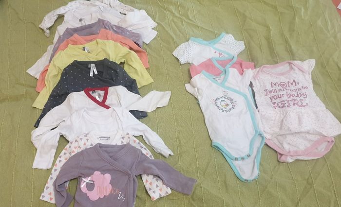 Lots vêtements bébé fille 1 mois - photo numéro 4