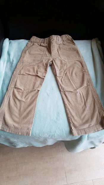 Pantalon velours marron clair taille 3 ans