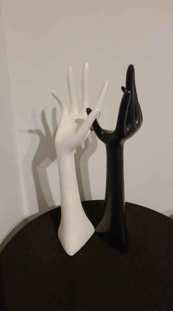 Main baguier Présentoir à Bijoux