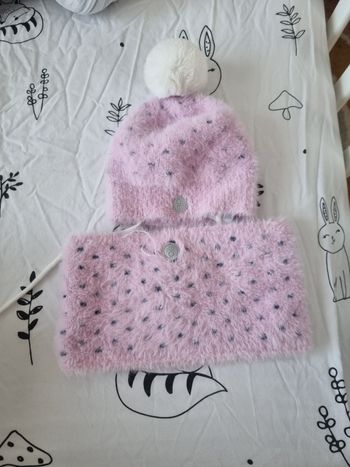 Bonnet et echarpe 0 3 M