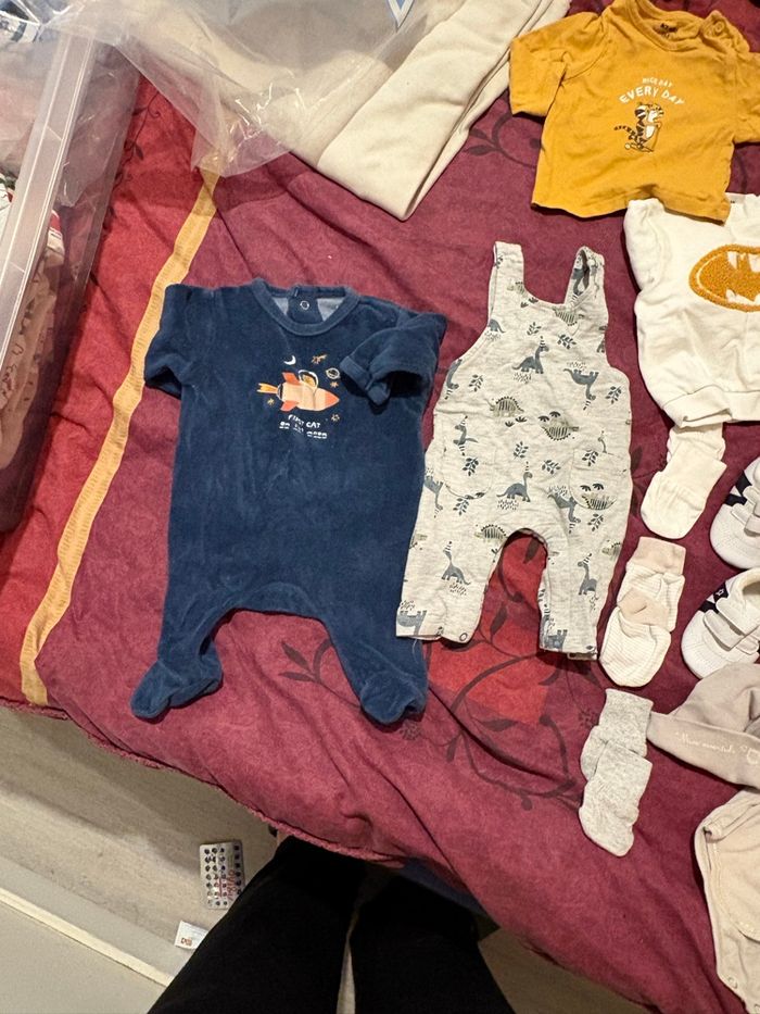 Lot de vêtements bébé garçons - photo numéro 3
