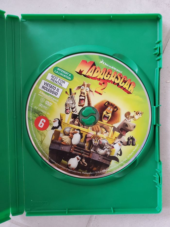 DVD Madagascar 2 Dreamworks - photo numéro 2