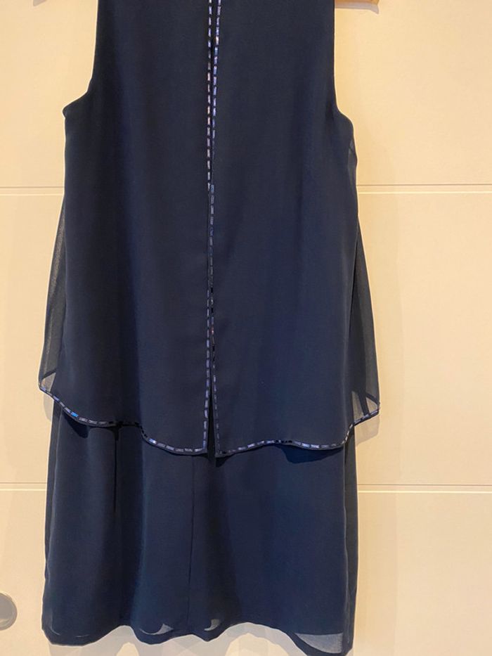 Robe esprit 38 marine portée une fois - photo numéro 2