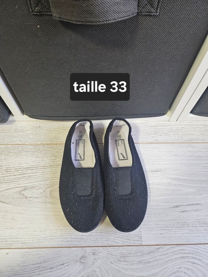Chausson de gym taille 33 tex