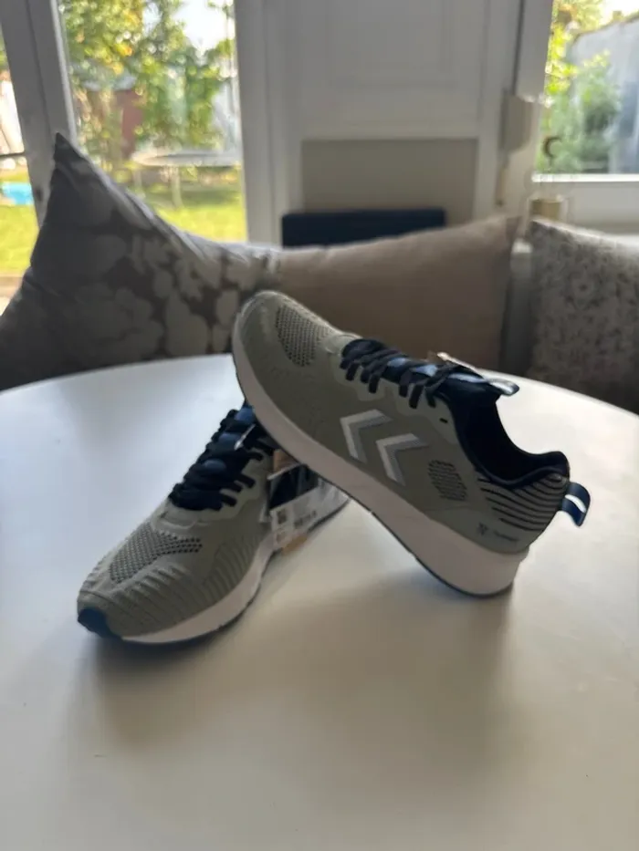Baskets Hummel Taille 42 – Gris / Bleu – Running Légères - photo numéro 2