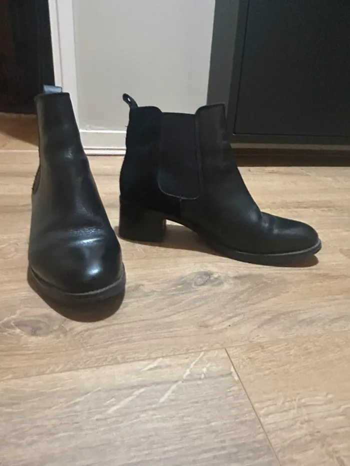 Bottines à talons noires - photo numéro 2
