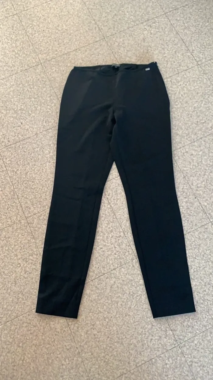 Pantalon Escada