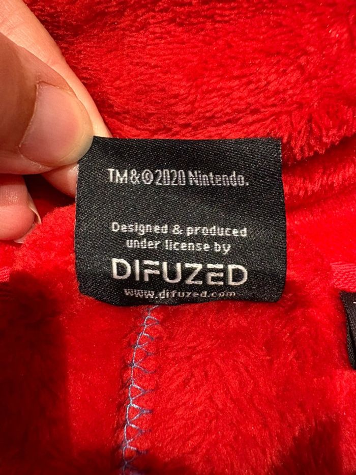 Combinaison avec capuche super Mario Nintendo taille 8 ans toute douce neuve - photo numéro 4