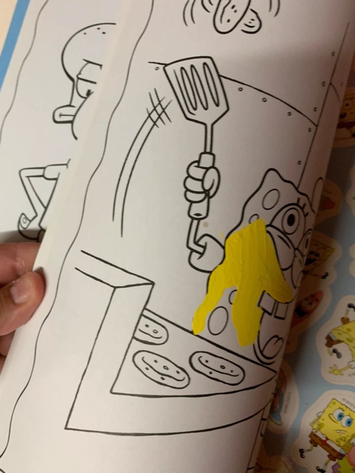 Mon livre de coloriage et stickers - photo numéro 7