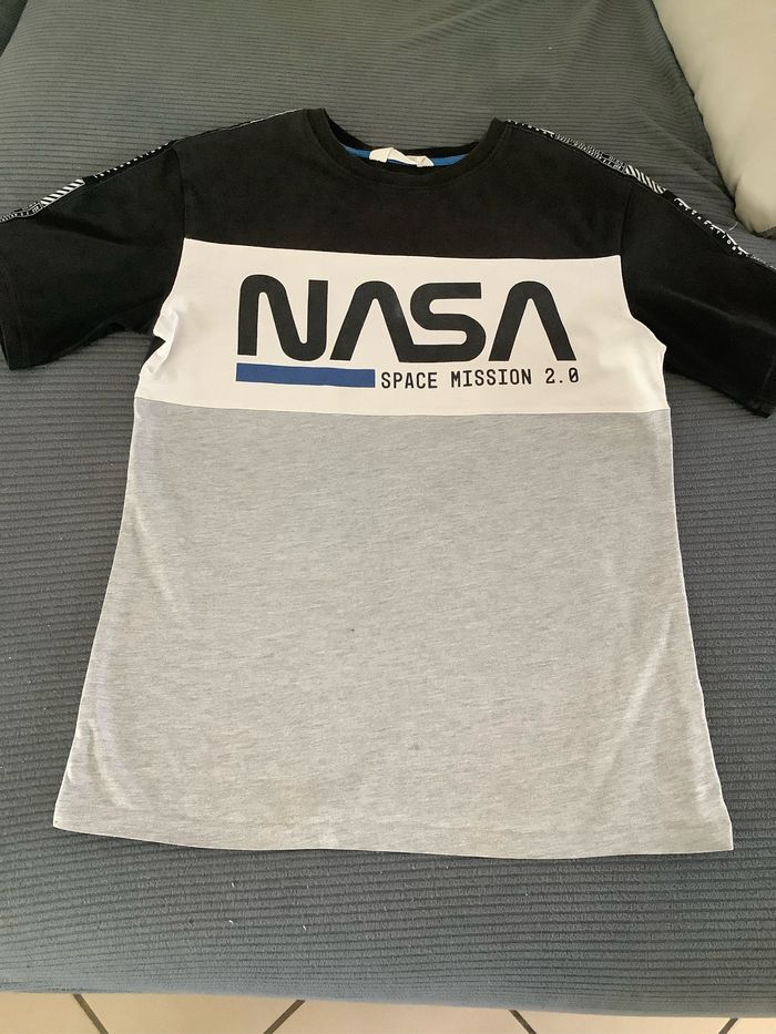 T-shirt NASA 10/12 ans