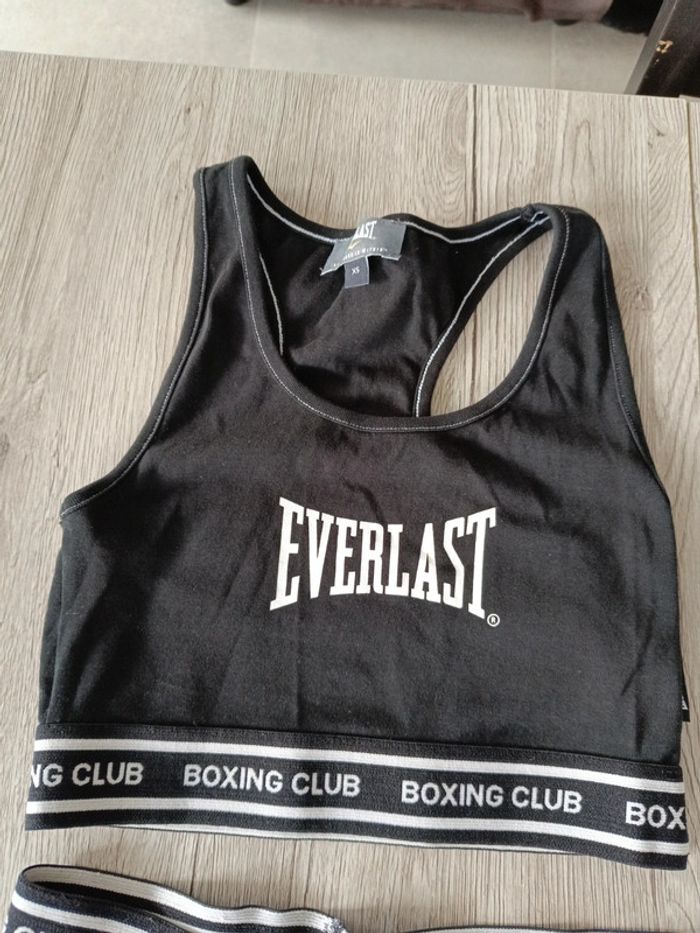 Tenue sport Jennyfer xs everlast brassière et short long - photo numéro 2