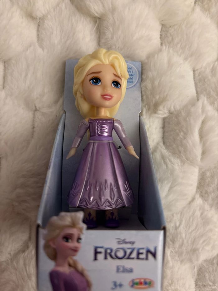 Mini figurine Disney Elsa