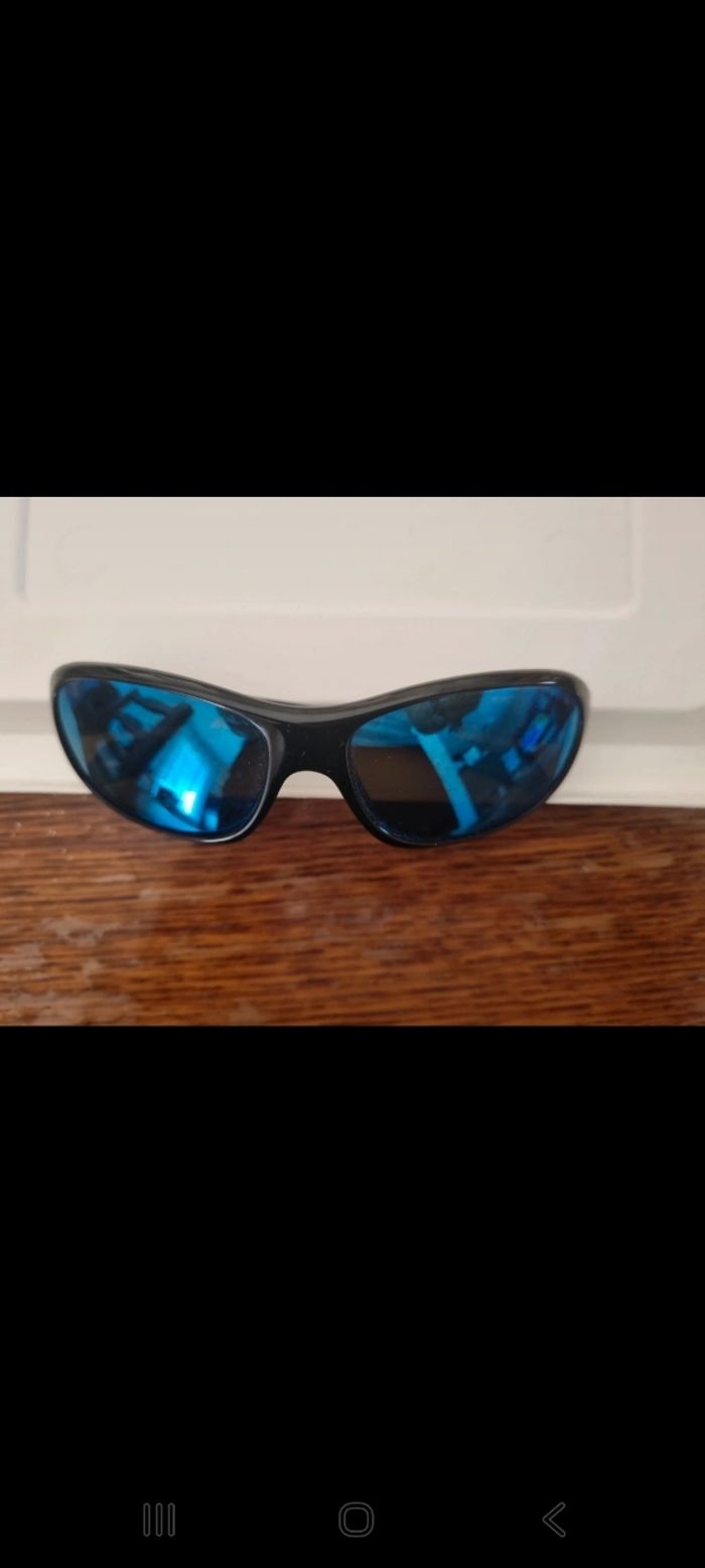 Lunettes de soleil enfant