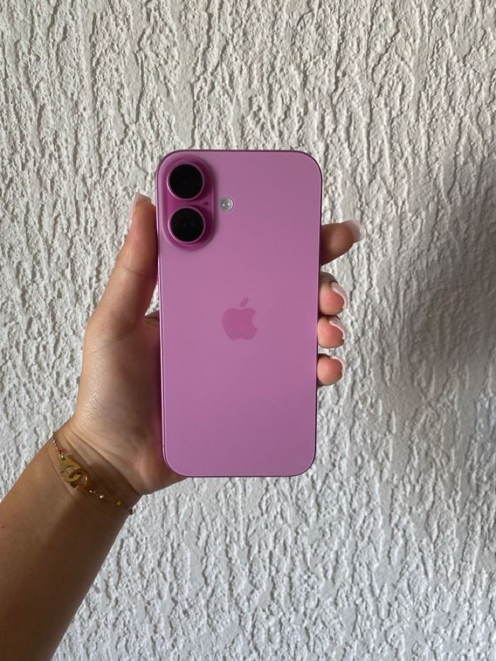 iPhone 16 plus