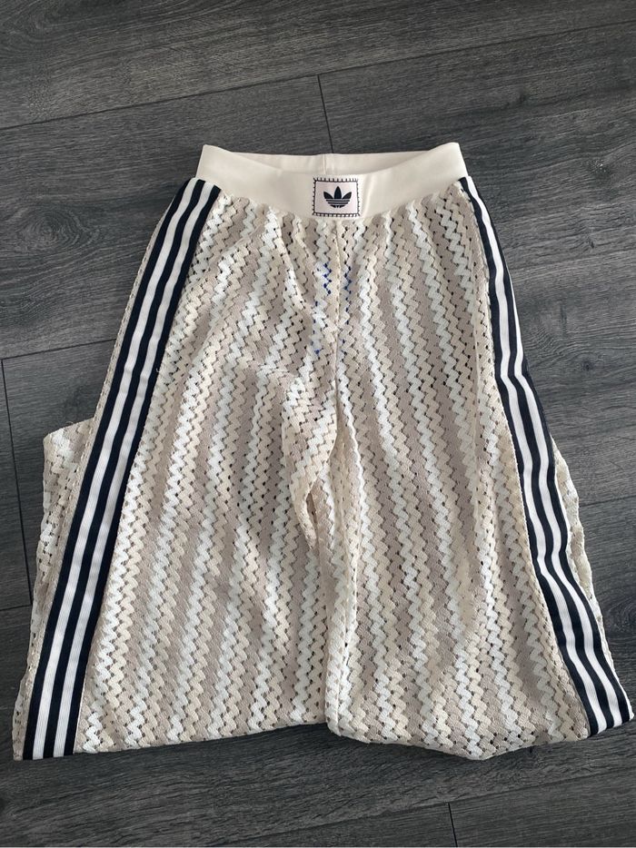 Adidas Originals Trackpant Cream / Noir - taille M ( 40 42) - photo numéro 5