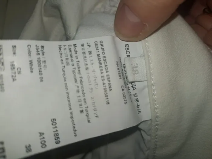 Jean blanc slim Escada taille 38 - photo numéro 3