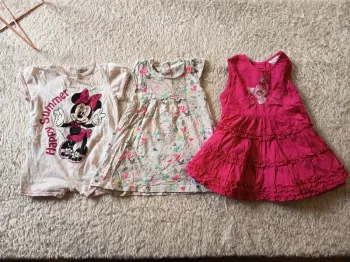 Lot de 2 robes légères et 1 combi short en 6M