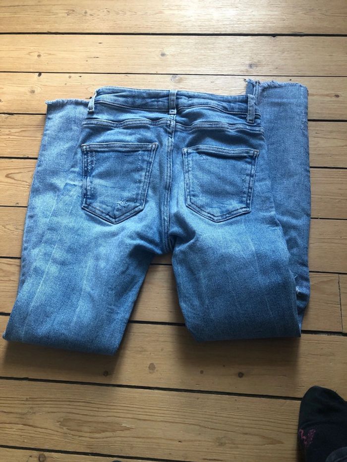 Jeans effet troué - photo numéro 5