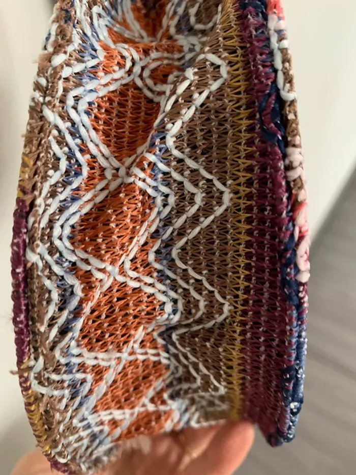 Petit sac rond brodé bohème - photo numéro 6