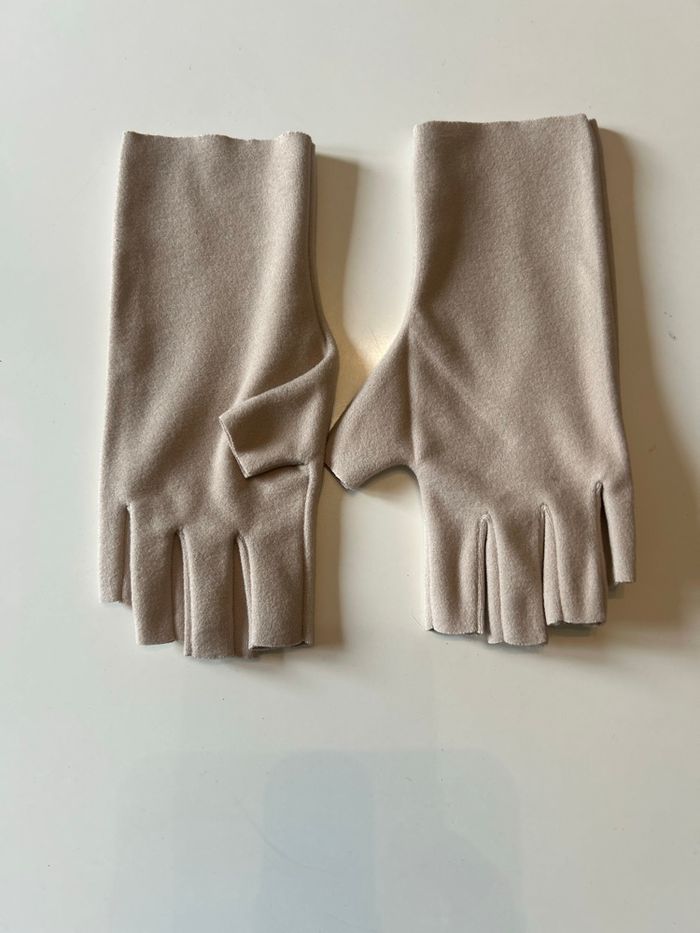 Mitaines CHAUDES pour femme NEUVES couleur rose - photo numéro 7