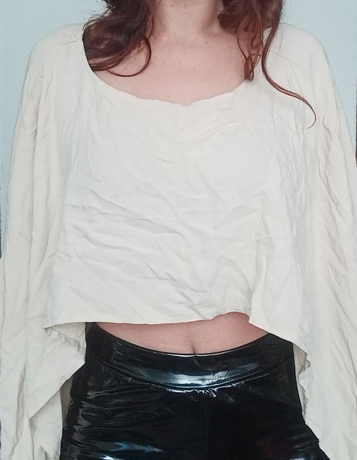 Haut cape asymétrique beige originale taille 38 - photo numéro 3