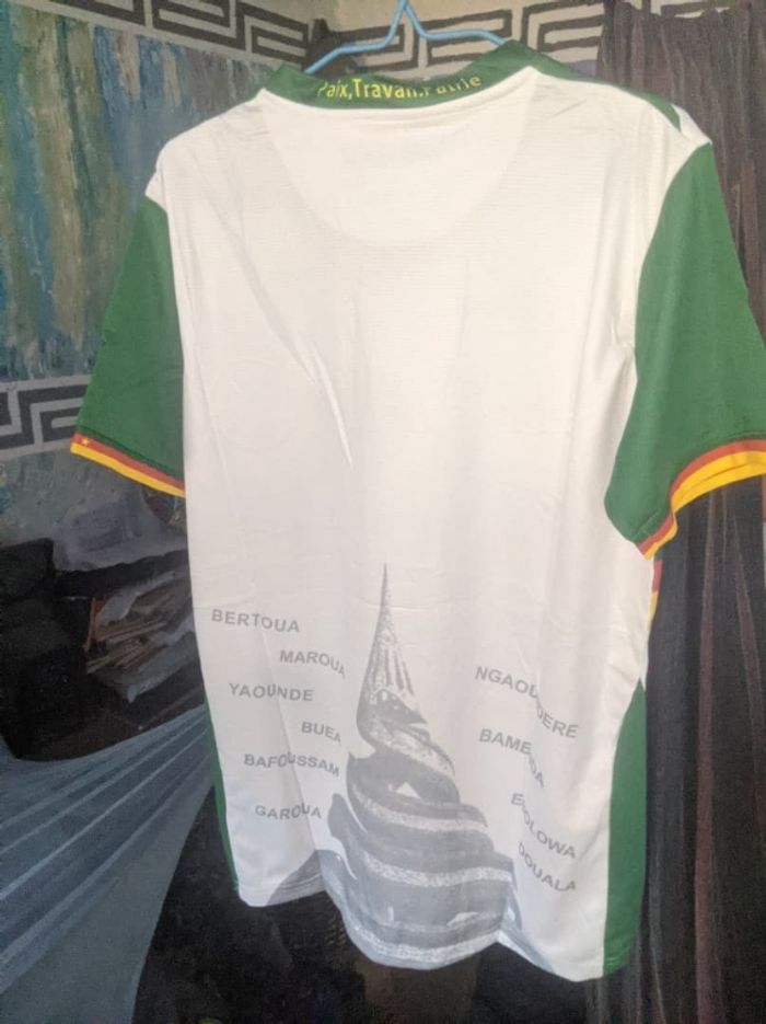 Maillot du Cameroun taille S - photo numéro 2