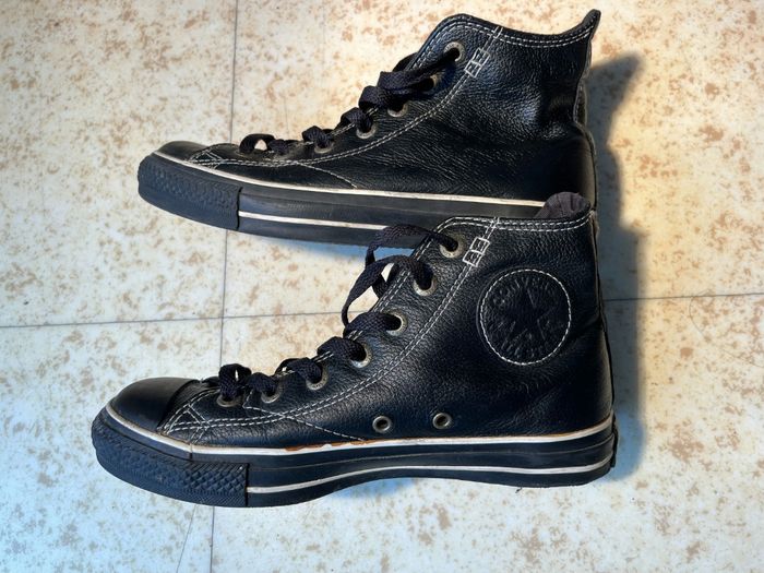 Basket converse en cuir femme noires 37 en très bon état