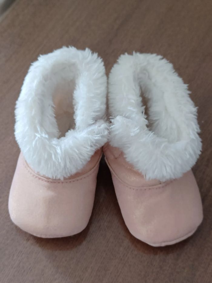 Bottines fourrées taille 18