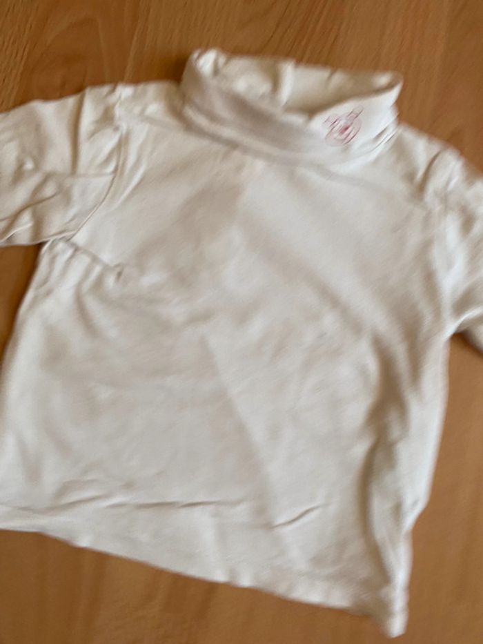 Joli sous-pull à col roulé blanc Disney Winnie l’ourson T. 6 mois/68 cm garçon TBE - photo numéro 3