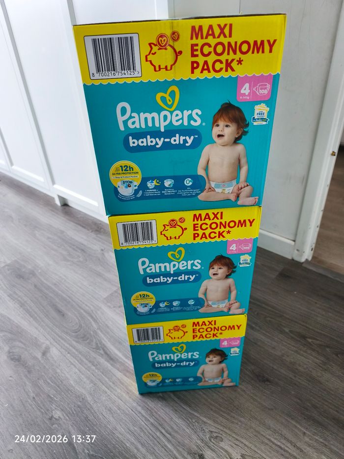 3 cartons Pampers Taille 4 - photo numéro 2