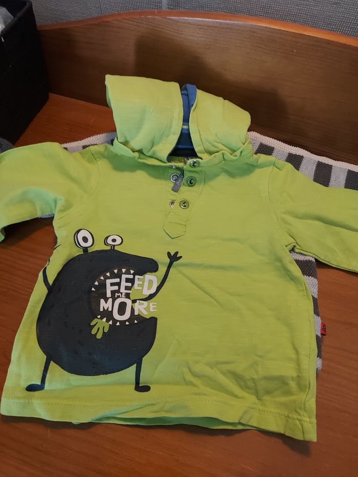 Lot de 4 pulls 1 gilet 1 veste taille 6 mois 68 - photo numéro 4