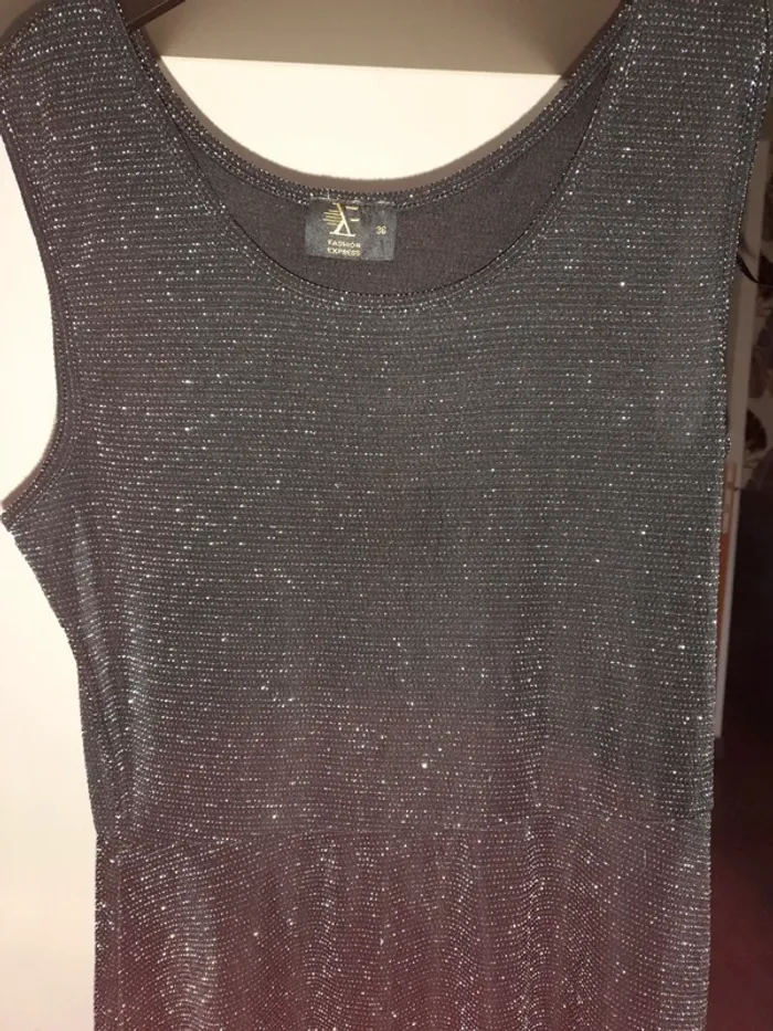 Robe de fête taille 36. - photo numéro 2