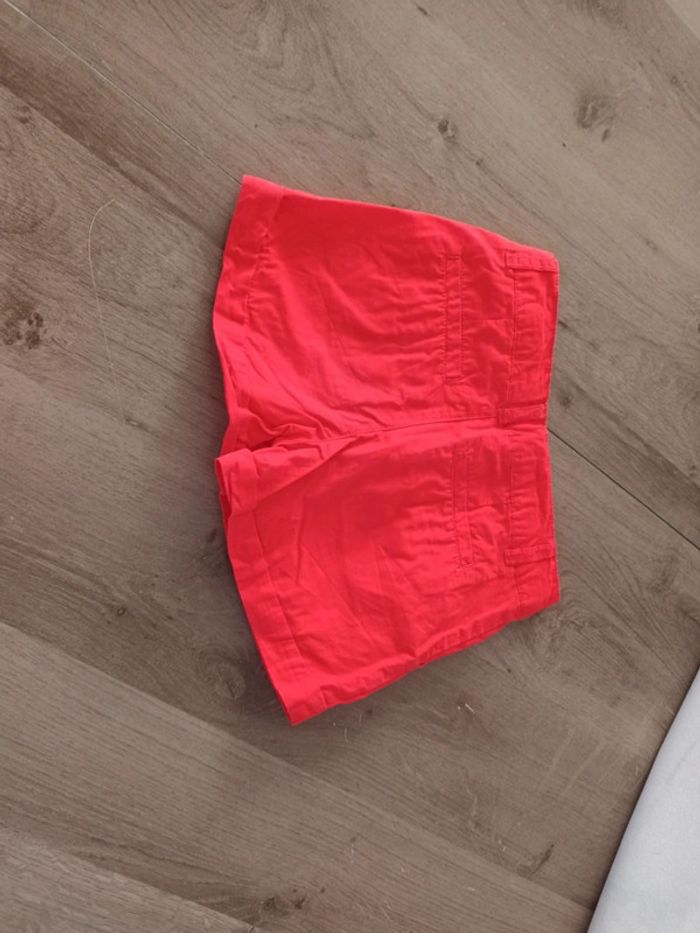 Short fille - photo numéro 3