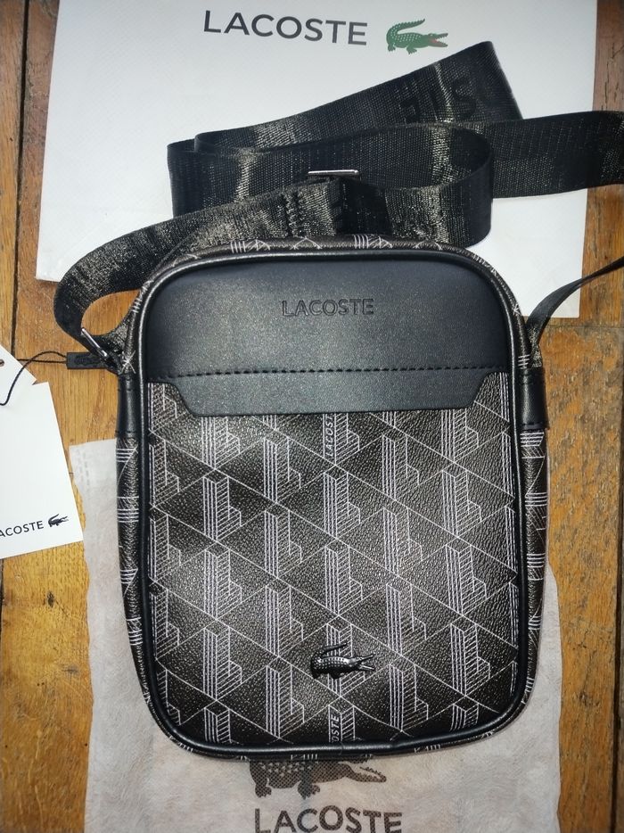 Sacoche lacoste - photo numéro 3