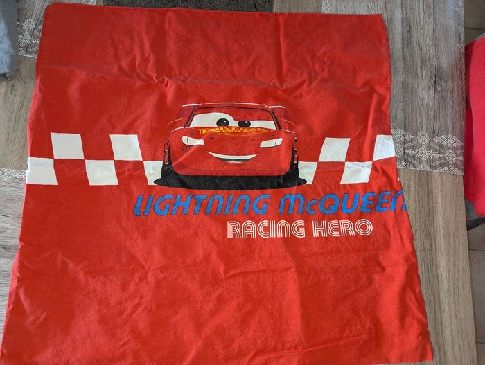 Parure de lit simple 1 personnes drap housse et housse de couette avec coussin cars flash mc Queen Disney - photo numéro 2