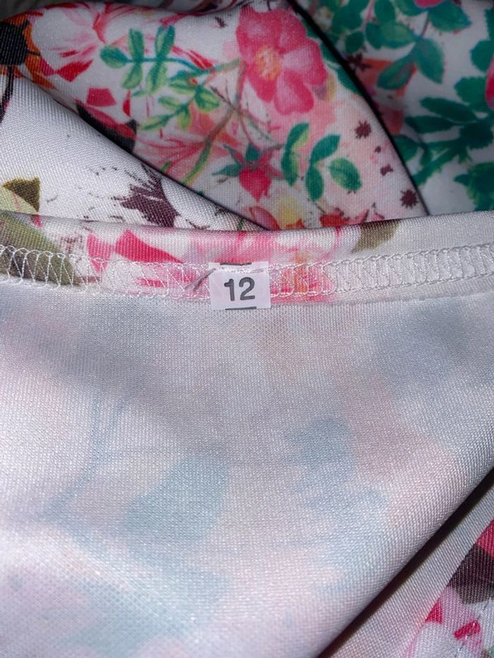 Robe Chic Col V Fleurie Taille 40 - photo numéro 8