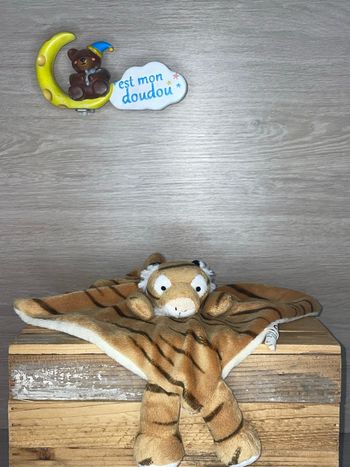 DIV468 doudou tigre 🐯 pia