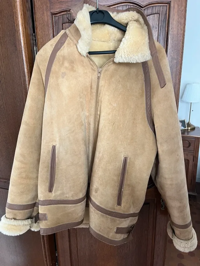 Manteau en laine de mouton véritable
