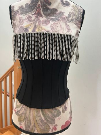 Crop top bustier  bershka noir avec franges métallique et strass - taille xs neuf