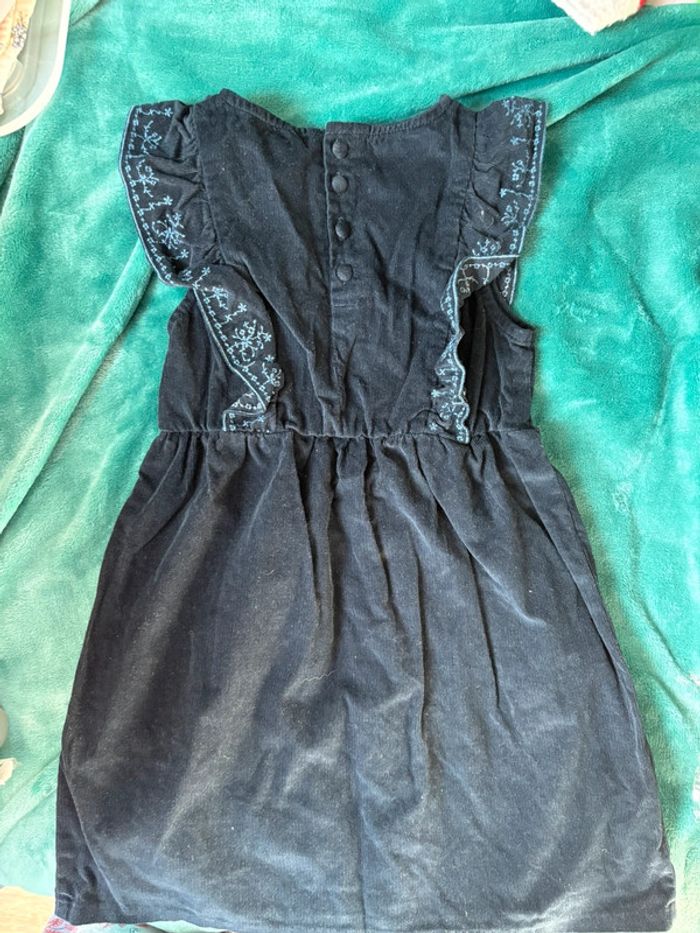 Robe velours 6 ans - photo numéro 5