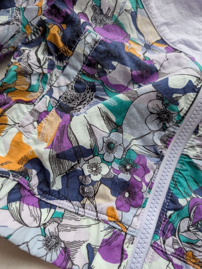 Veste fine de pluie lilas et fleurs - 4 - Nike - photo numéro 2