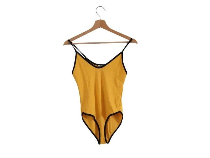 C56 bodie moutarde Zara S