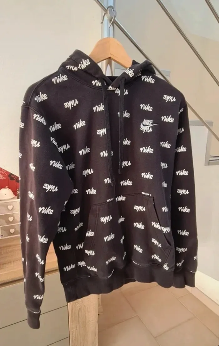 Sweat à capuche Nike taille XS - photo numéro 4