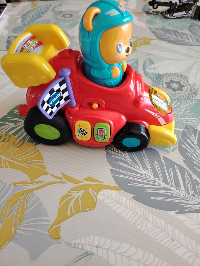 Jouet enfant titours champion de course