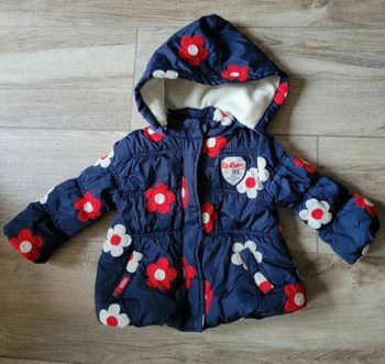 Doudoune à fleurs taille 18 mois