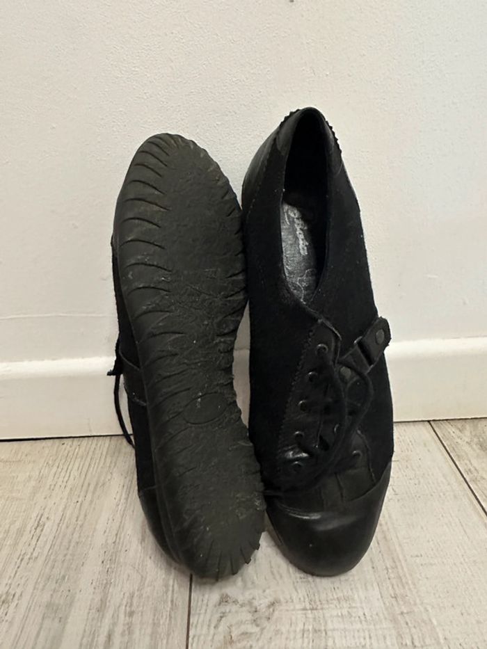 Chaussures Bata Taille 39 - photo numéro 4
