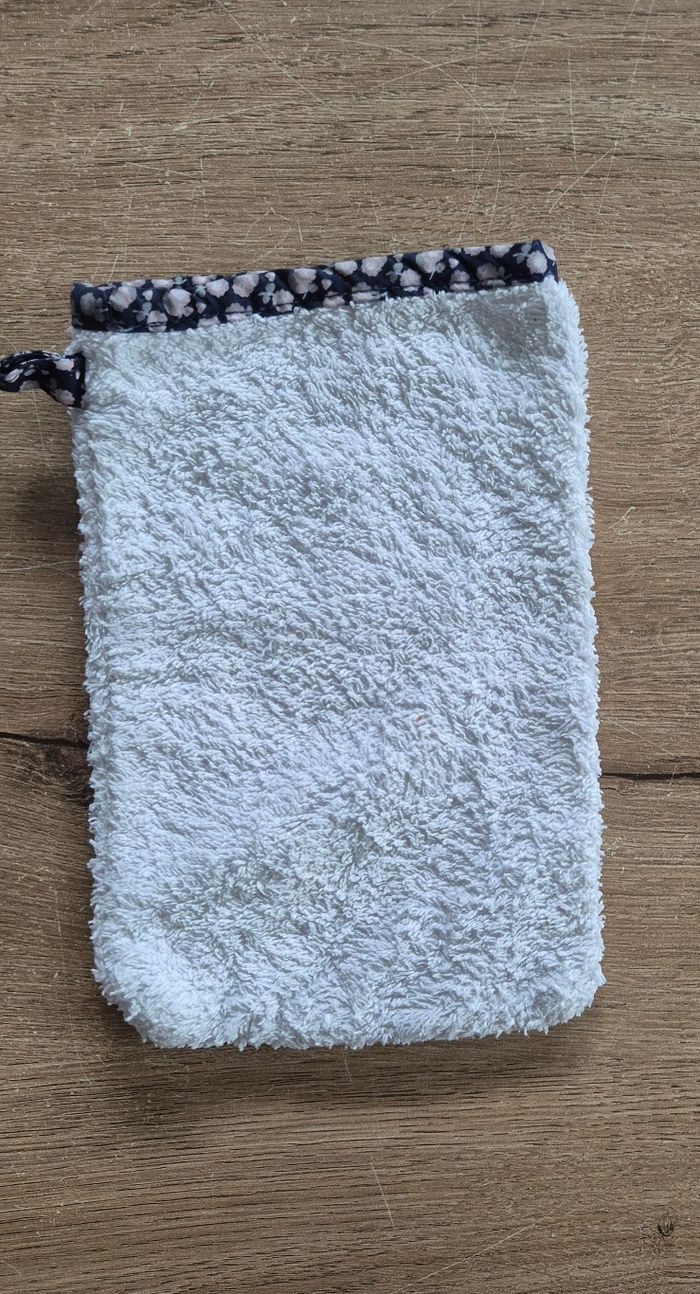 Cape de bain et gant de toilette Sauthon - photo numéro 4